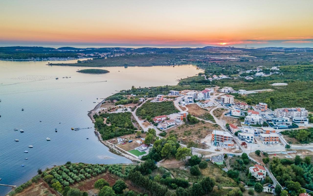 Villa Rougemarin - Marin With Private Pool Μεντουλίν Εξωτερικό φωτογραφία